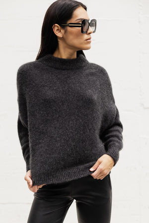 Regular Round Neck Sweater In Charcoal