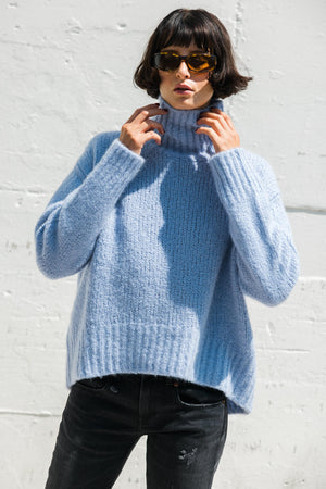 Montana Sweater in Lilac Blue