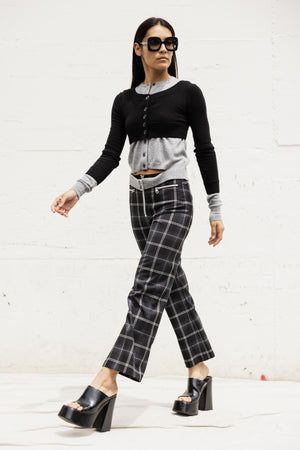 Cropped Narrow Flared Pant With Hardware In Grey Multi