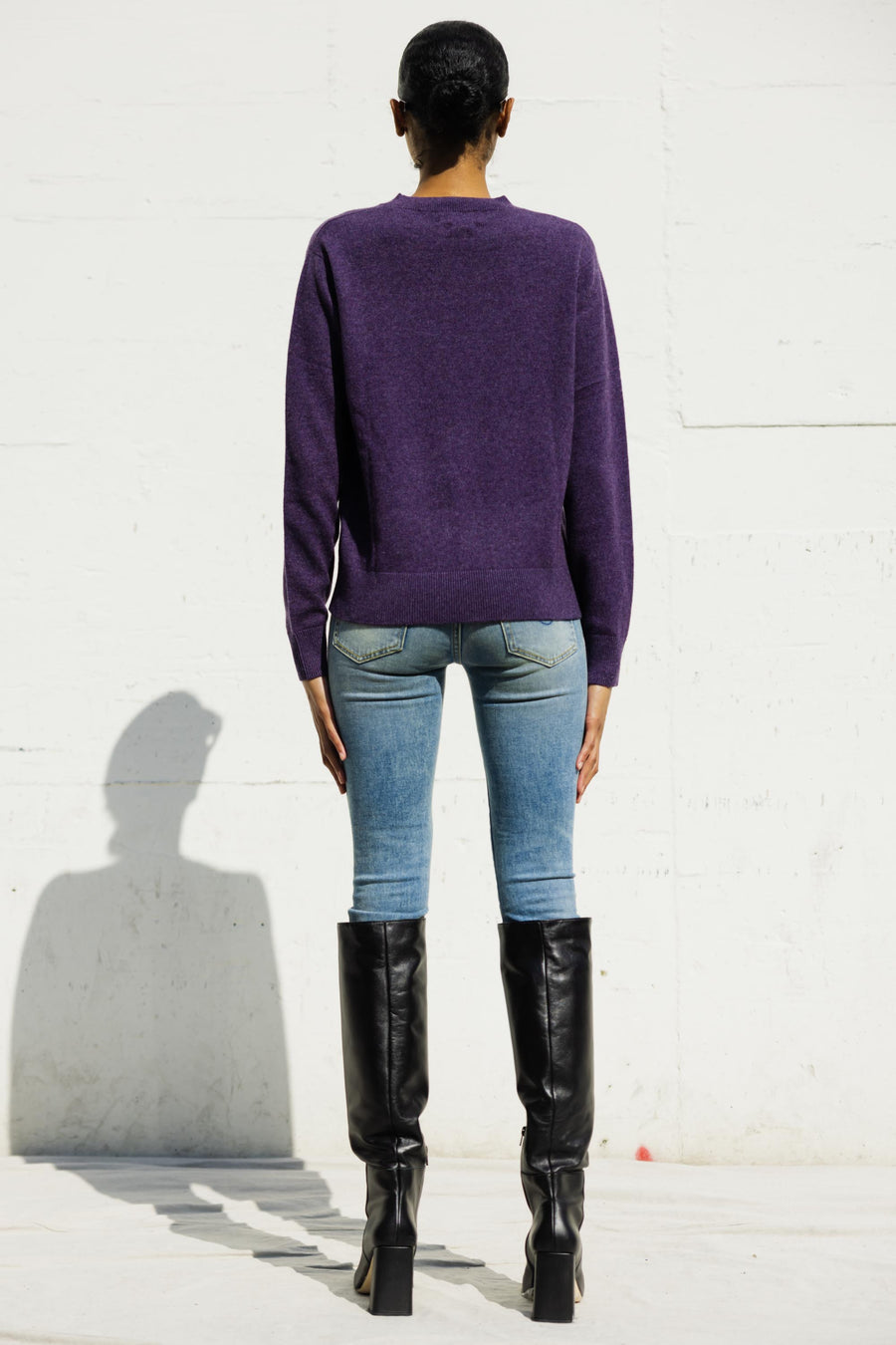 Cashmere crew-neck style sweater in Purple w/ Flower Pot