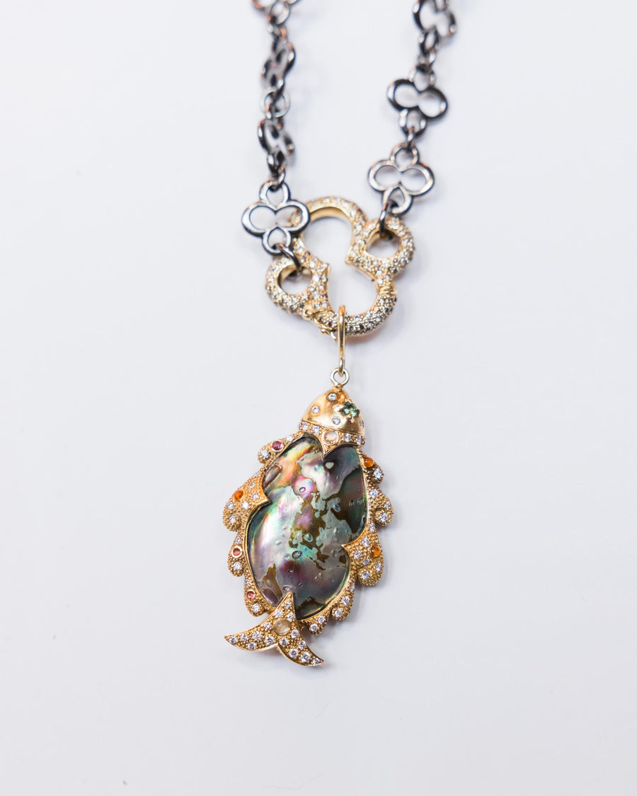 Precieux Entrecroisements - Short Necklace with Diamonds