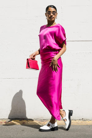 Sarong in Magenta