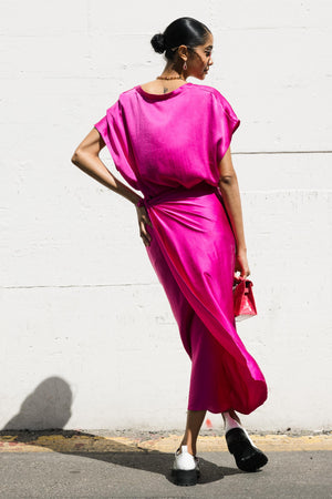 Sarong in Magenta