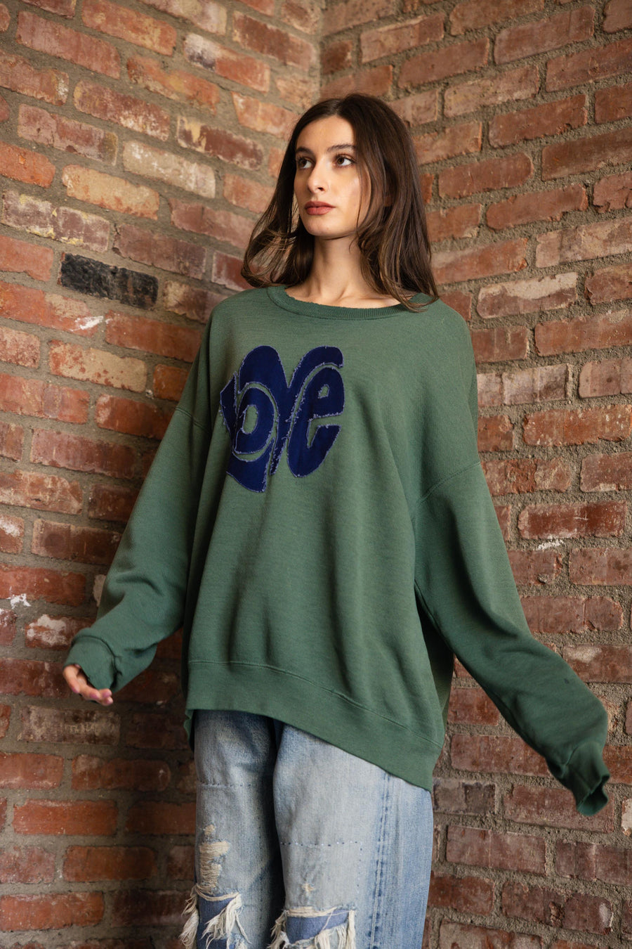 Love Sweatshirt in Olive