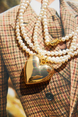 MULTIWRAP PEARL NECKLACE WITH GOLD PLATED HEART