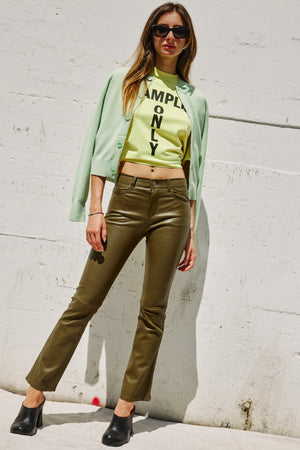 Jeans Cropped in Leather Zaatar Olive Green